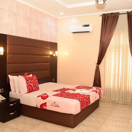 Bana Hotel & Suites Lagos Exterior foto