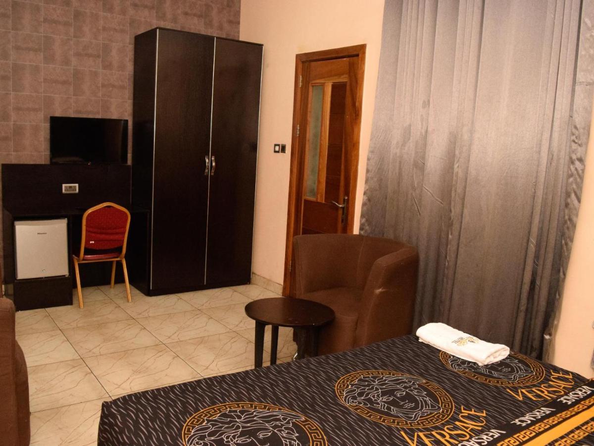 Bana Hotel & Suites Lagos Exterior foto